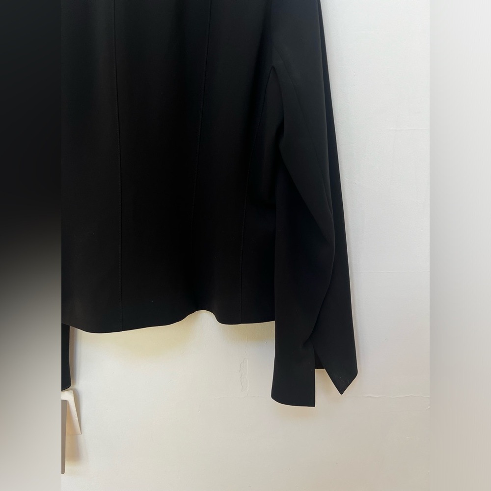 NWT Vintage JONES NY - size 12 - Black Collarless Elegant Jacket w/ Velvet Trim - Picture 8 of 11